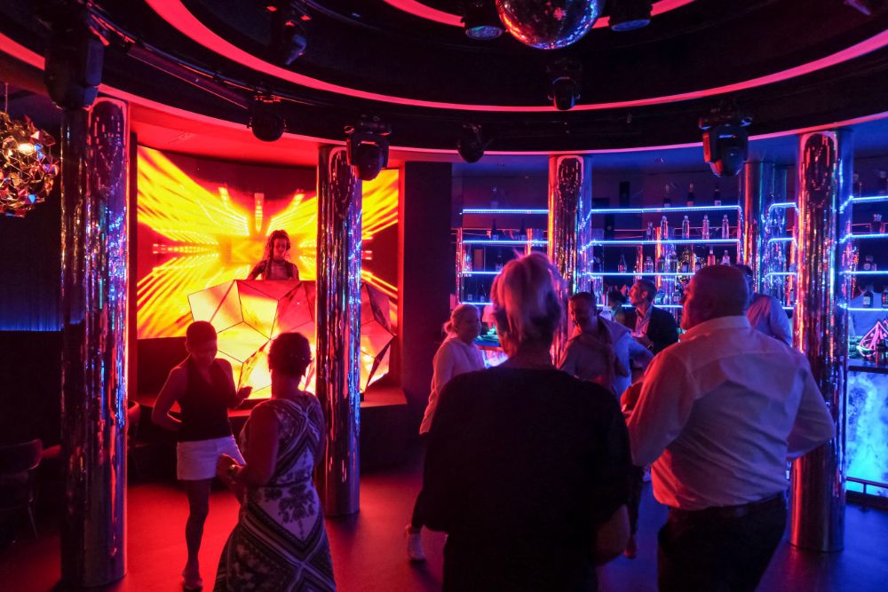 Club V 