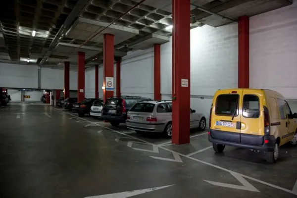 SABA Marquês Pombal for Car parking