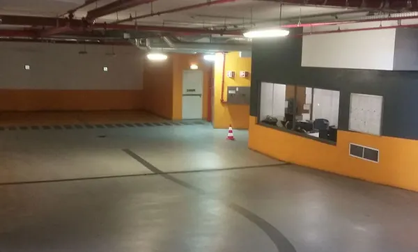 car parking in Estoril Residence car parking in Estoril Residence