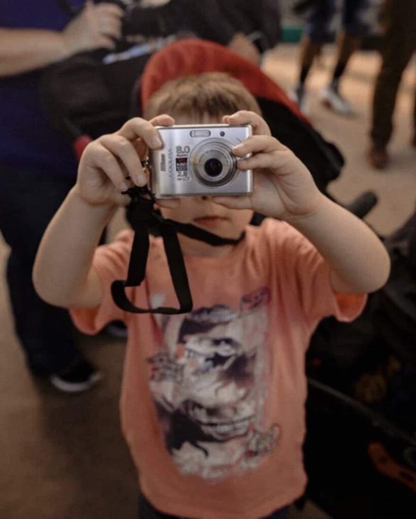 Get Creative Fun Ideas for Travel Photo Cards