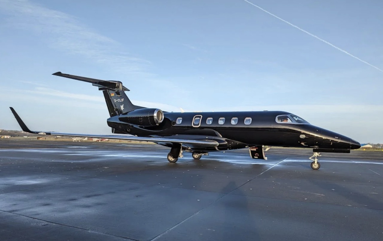 Private Jet Charters - photo credits to pexels.com